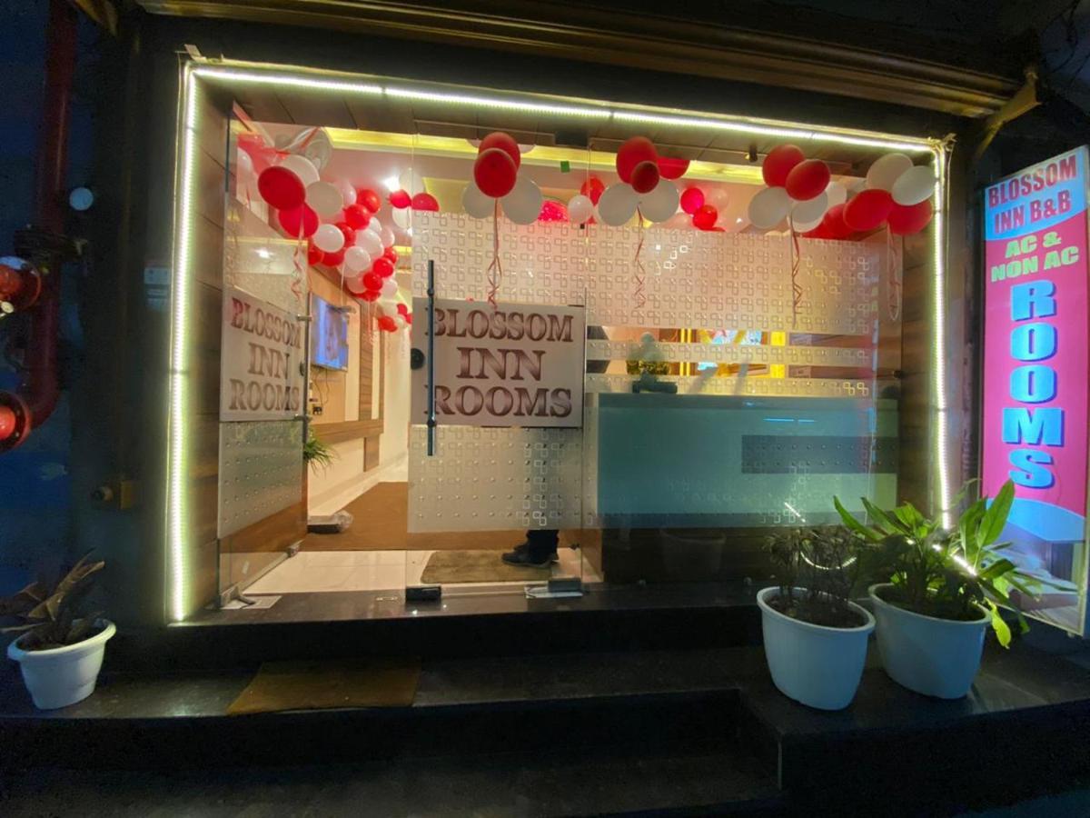 Hotel Blossom Inn Amritsar Dış mekan fotoğraf