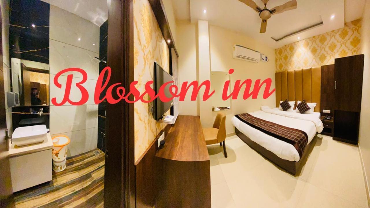Hotel Blossom Inn Amritsar Dış mekan fotoğraf
