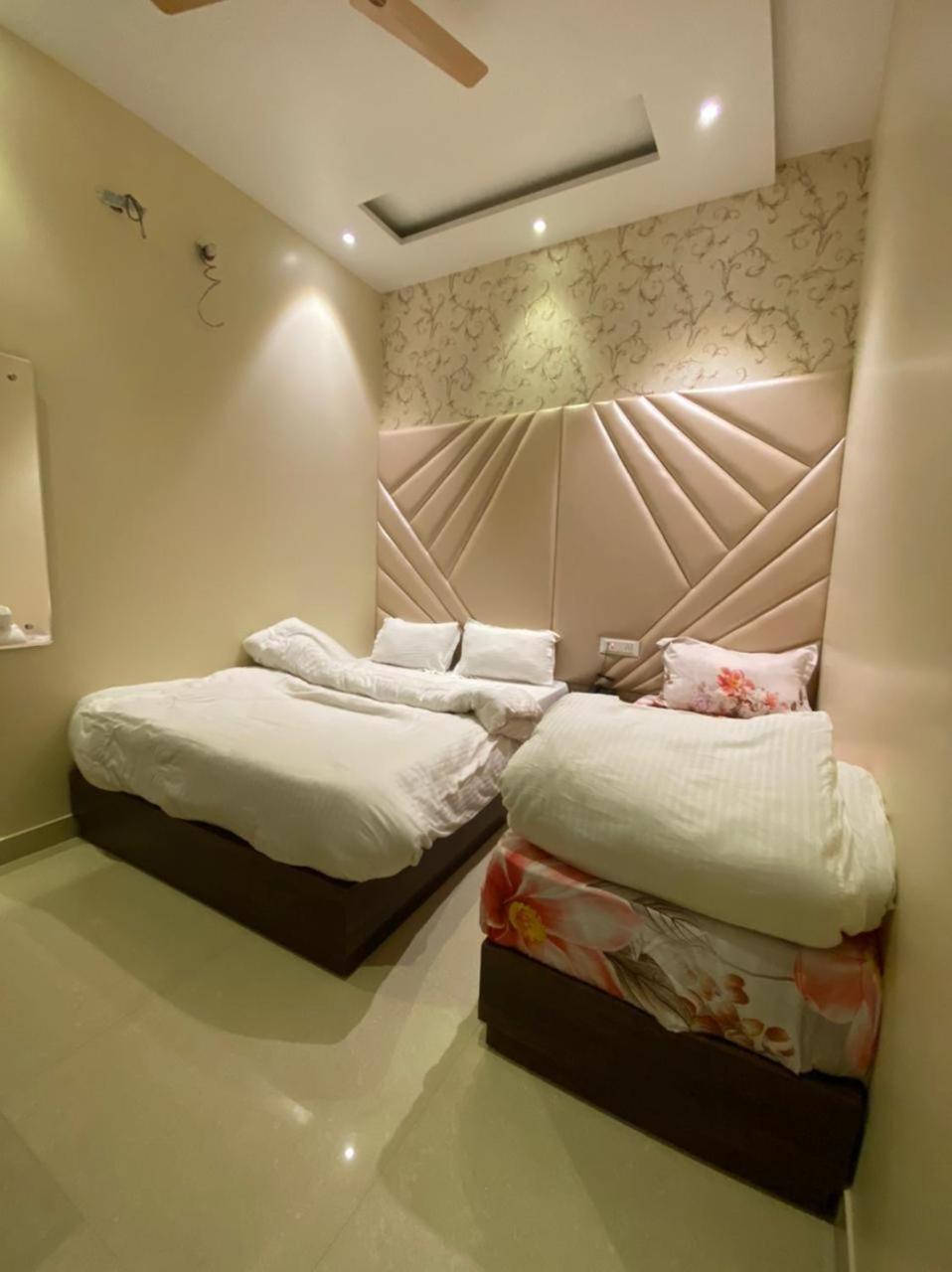 Hotel Blossom Inn Amritsar Dış mekan fotoğraf
